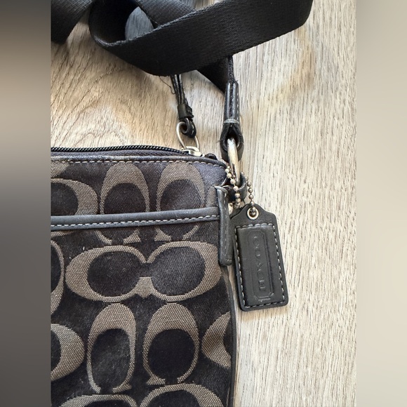 Coach Black and Gray Crossbody Bag - Picture 3 of 14